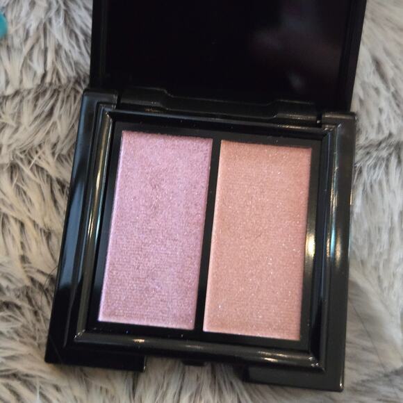 Assorted Eyeshadow Palettes – Featuring Ciaté x Iris Apfel, Oryza, Dito,& Eleman - Picture 3 of 5